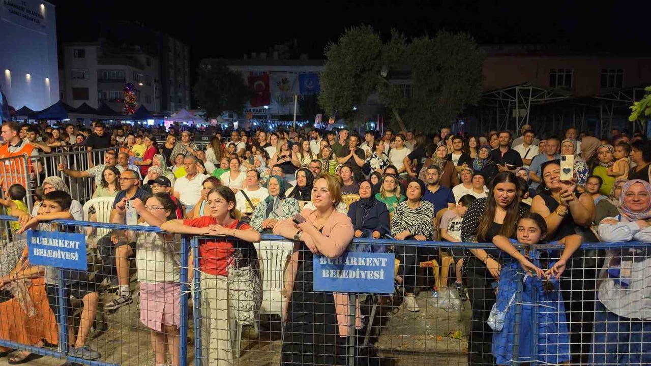 Buharkent gecesine Eypio damgası