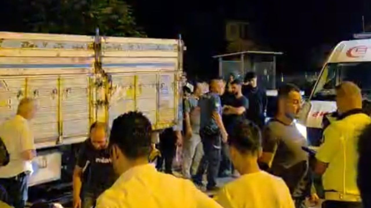 Burdur'da gece kazası: direksiyon hakimiyetini kaybeden 17 yaşındaki sürücü yaşamını yitirdi