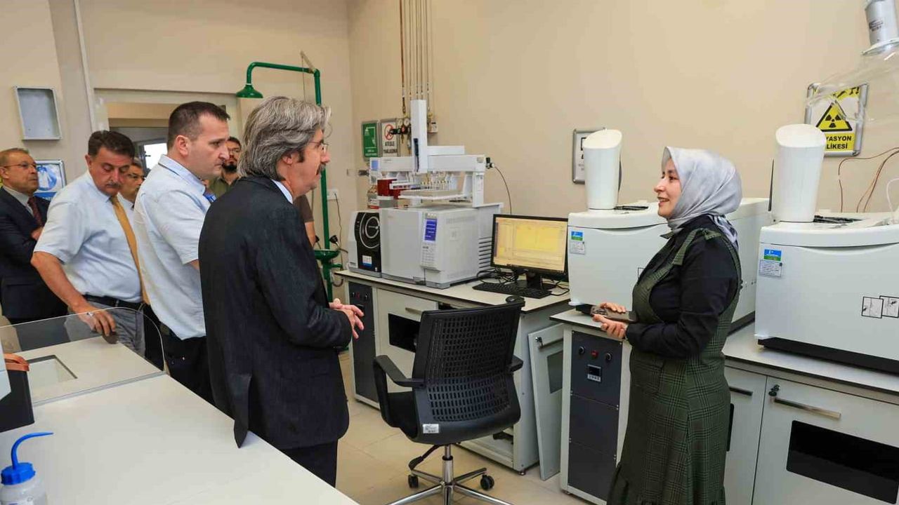 Bursa Uludağ Üniversitesi merkez laboratuvarı akademi ve sanayiyi tek potada buluşturuyor