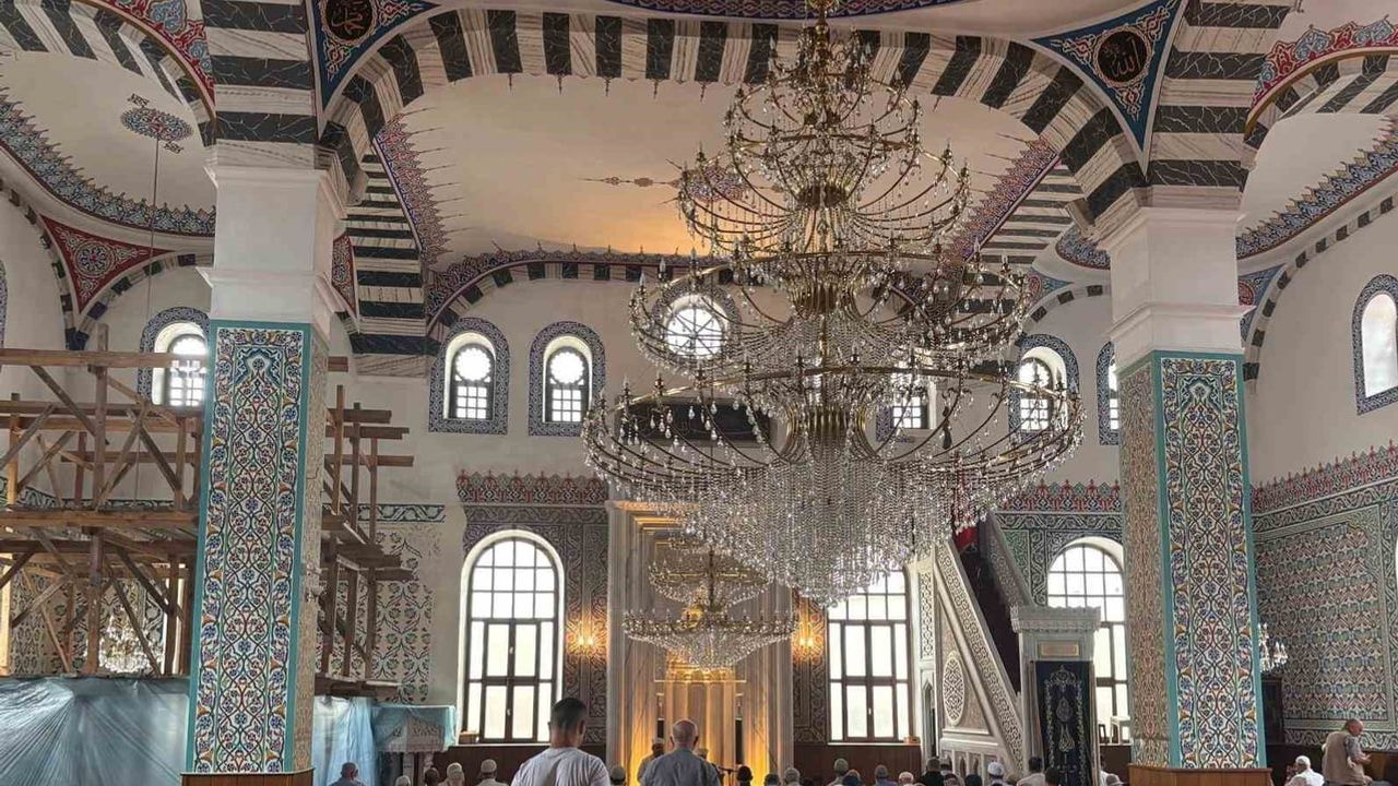 Büyük camide 17 ağustos şehitleri için Kur'an-ı Kerim ziyafeti düzenlendi