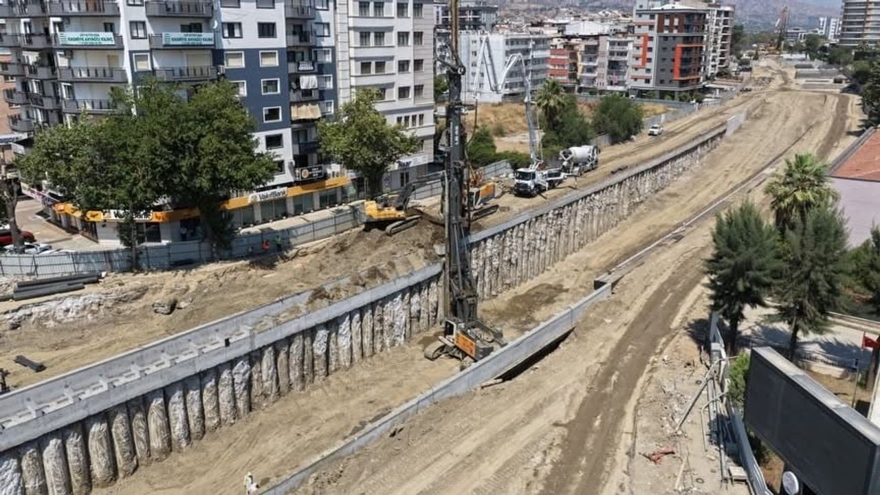 Büyüyen ulaşım için yeni Dörtyol köprülü kavşağı adım adım ilerliyor