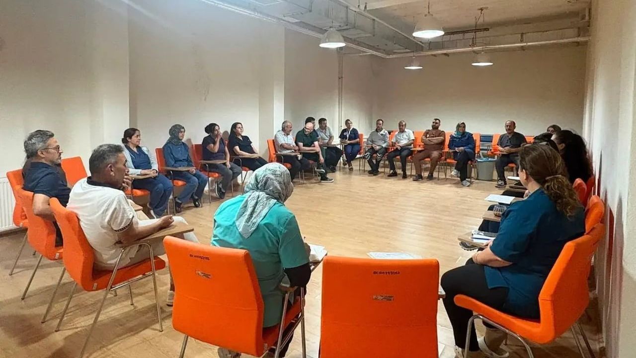 Çalışanların sesi duyuldu: Şuhut Devlet Hastanesi'nde motivasyon ve verimlilik gündemi