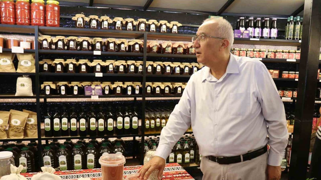 Çameli'nin Yörük Çadırı yerel ürünleri dijitale taşıyor