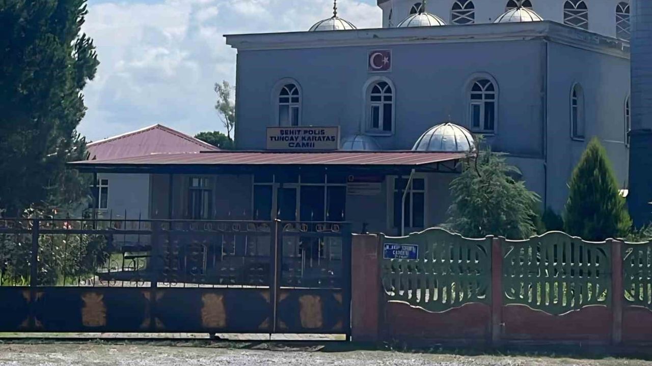 Camide hüzün: Şehit Polis Tuncay Karataş Camii'nin bağış kutusu çalındı