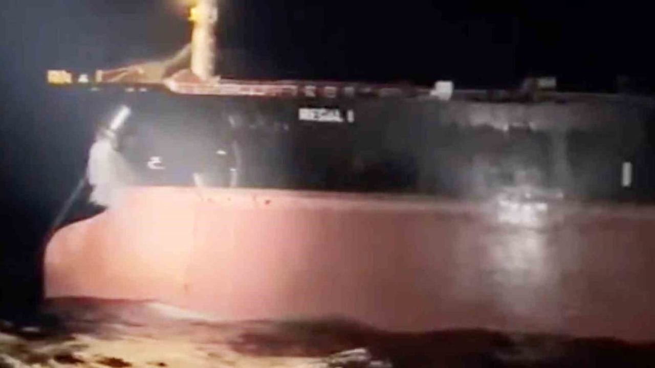 Çanakkale boğazı'nda arıza yapan tankere hızlı müdahale