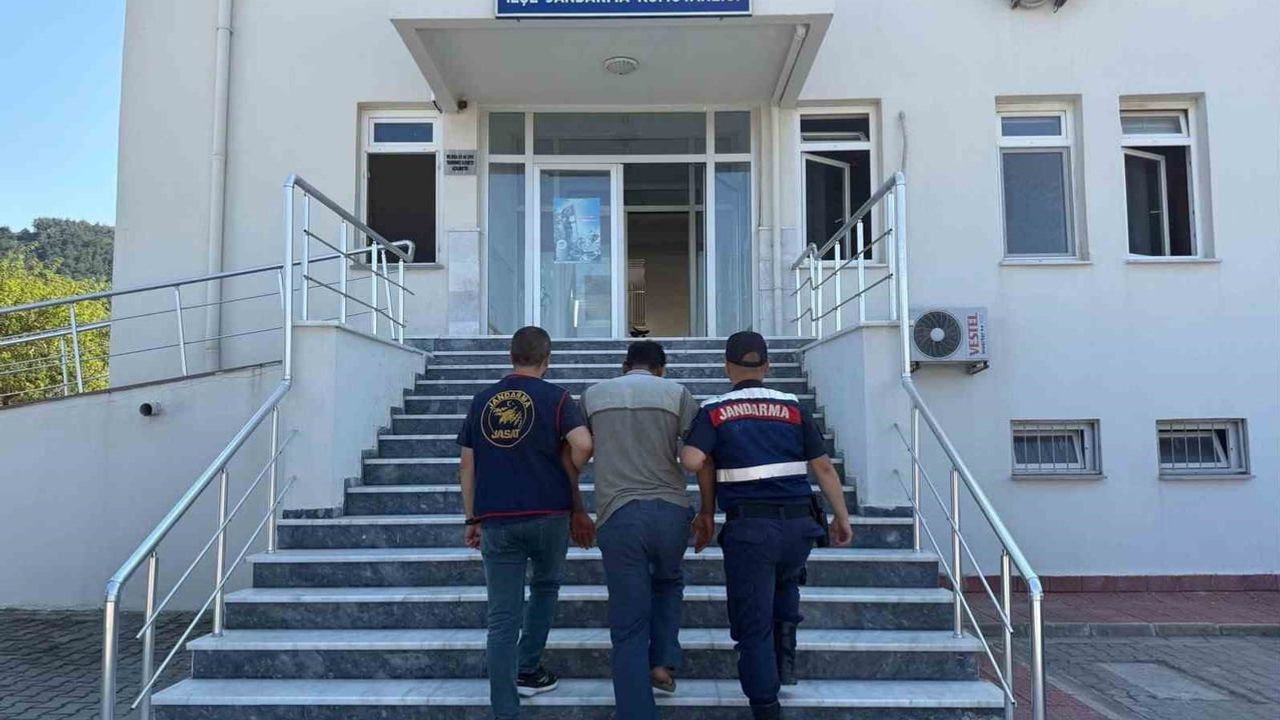 Çanakkale'de jandarma operasyonunda dokuz şüpheli tutuklandı