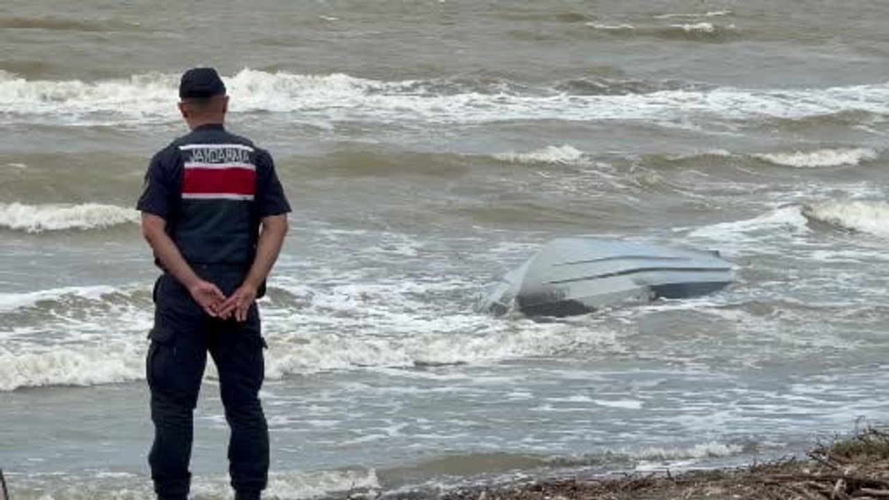 Çarşamba kıyısında ortaya çıkan insansız deniz aracı soruşturuluyor