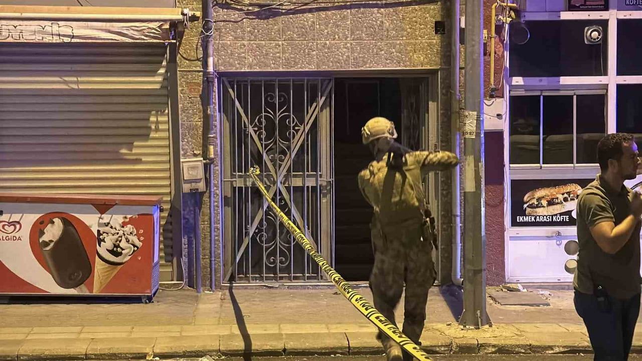 Çatılarda bir saatlik gerilim: Özel Harekât ekipleri şahsı indirdi