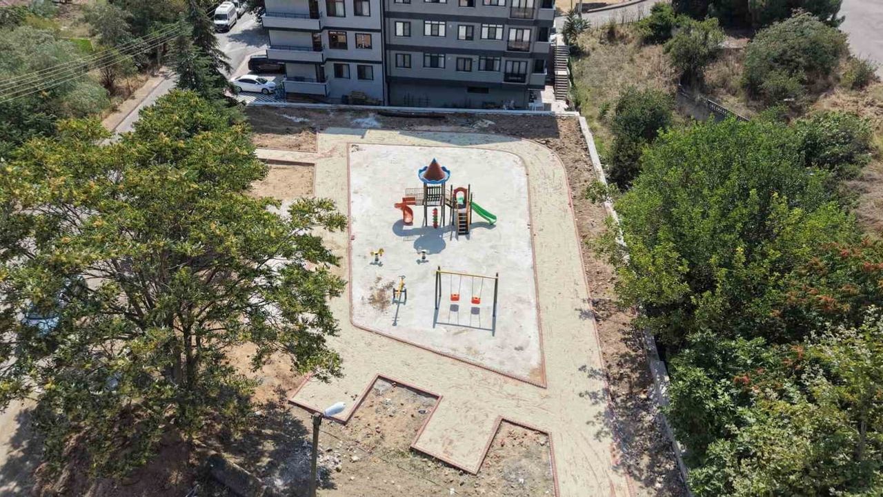 Çayırova'nın parkları yenileniyor: sosyal donatı kapasitesi artırılıyor