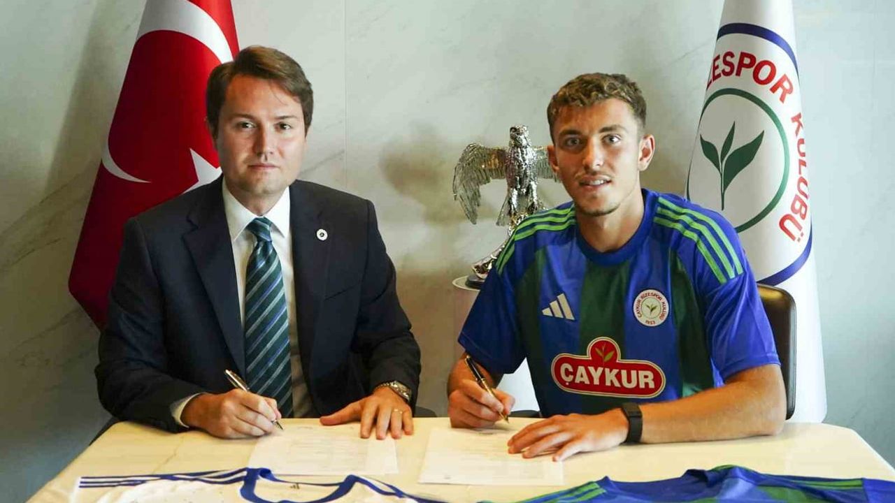 Çaykur Rizespor Albert Iustin Doicaru'ya 5 yıllık imza attırdı