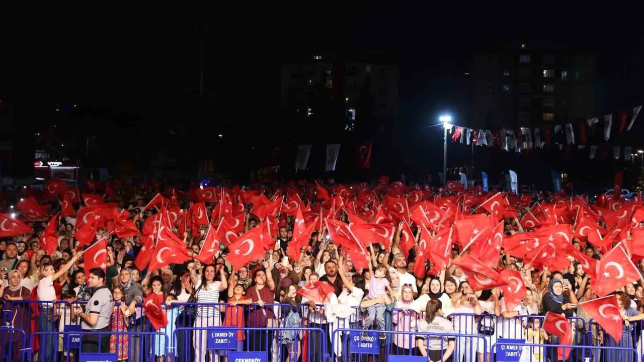 Çekmeköy'de 30 Ağustos gecesi: müzik ve birlik duygusunun buluşması
