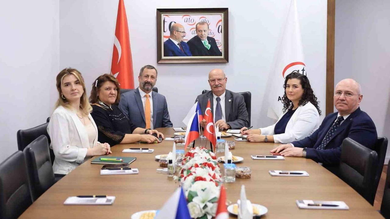 Çekya ile ticarette yeni yol haritası: Ankara'da ortaklık ve yatırım ön plana çıktı