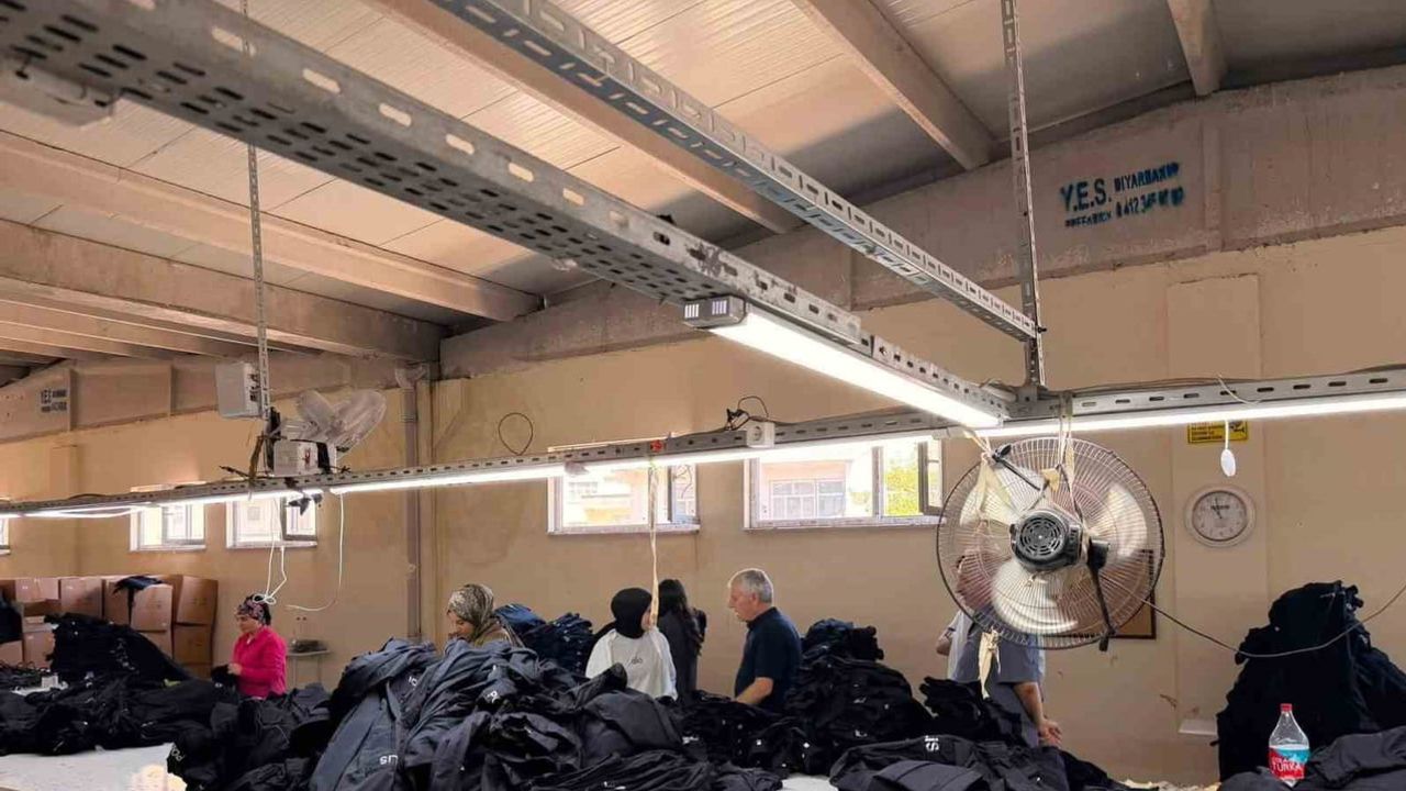 Çermik'in tekstil atölyeleri ilçede istihdam ağı kuruyor