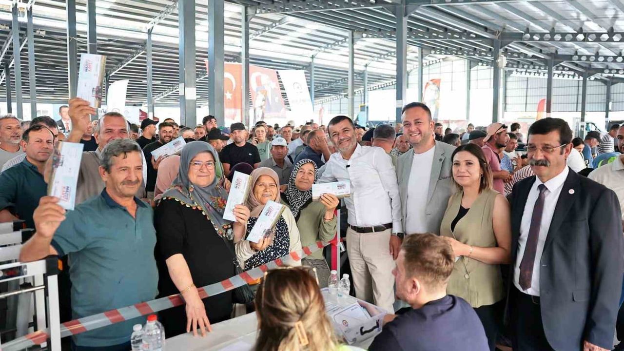 Çivril üreticilerinin yükünü hafifleten mazot desteği 1.311 üreticiye ulaştı