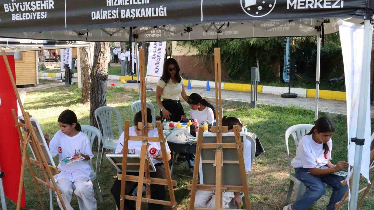 Çocuklar Bozova'da doğayla iç içe öğreniyor