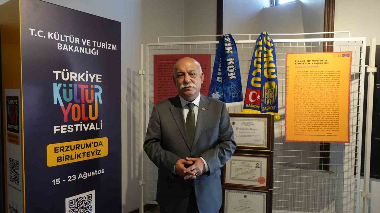 Çocukluk kumbarasından binlerce parçaya dönüşen 65 yıllık koleksiyon sergilendi