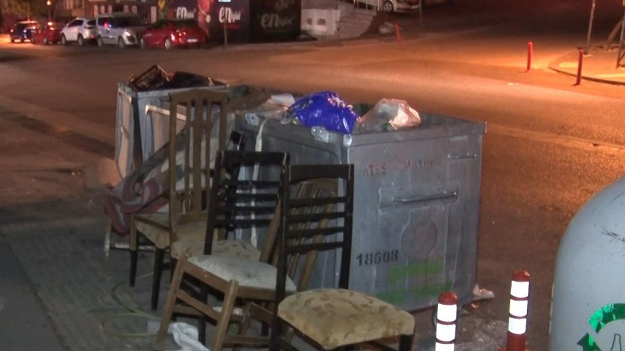 Çöp konteynerlerinin gölgesinde kalan eşyalar Çankaya'da tepkilere yol açtı
