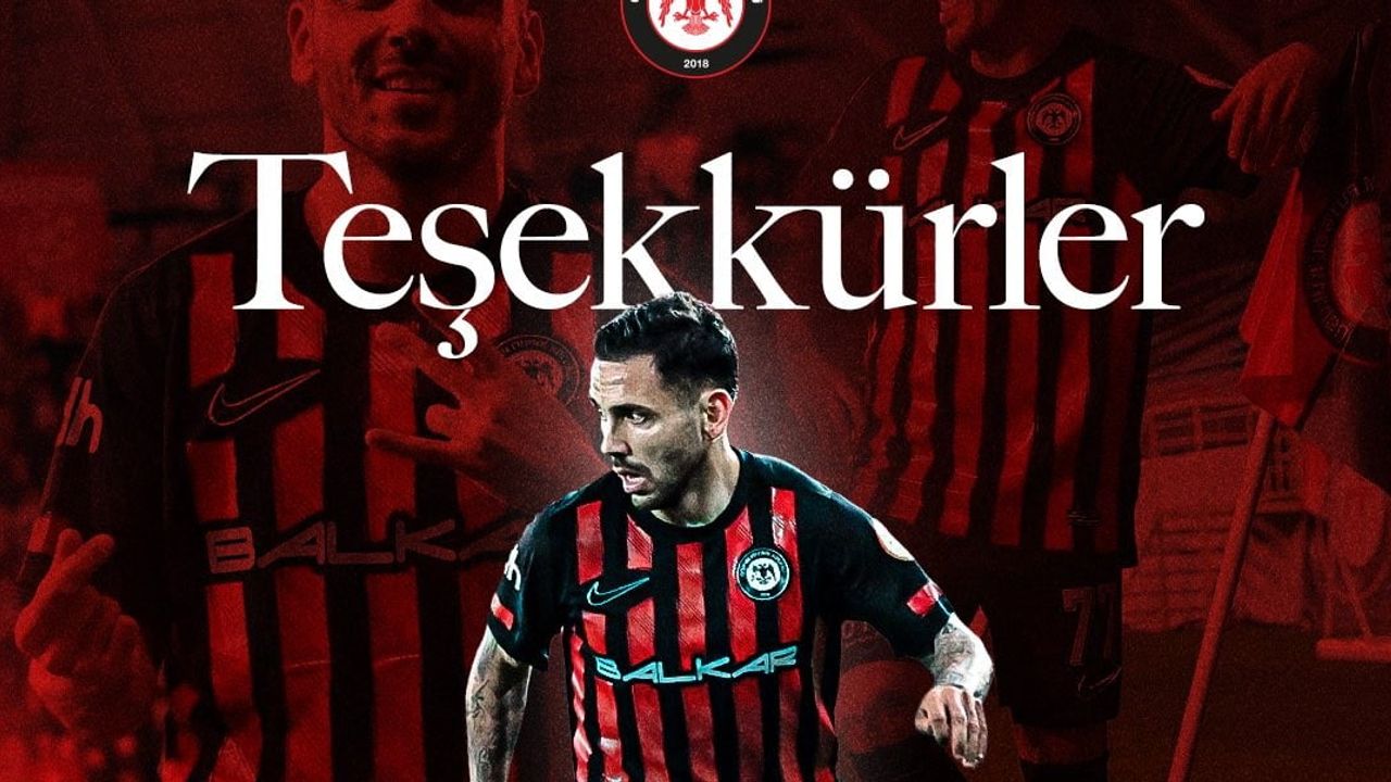 Çorum FK'de karşılıklı anlaşma: Burak Çoban ayrıldı