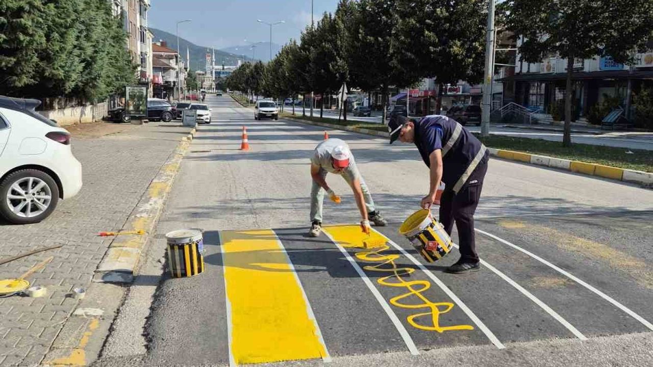 Cumayeri'nin yolları yenileniyor: ilçe genelinde kapsamlı asfalt atağı yolda