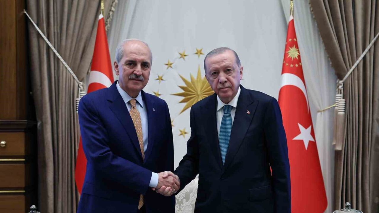 Cumhurbaşkanı Erdoğan Kurtulmuş ile külliyede bir araya geldi