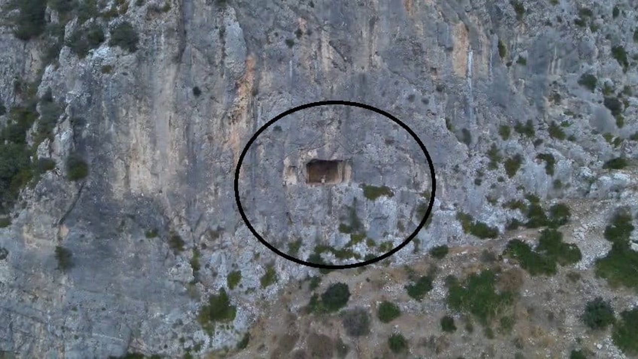Dağlık alanda ibadet için girdiği mağarada mahsur kalan kişi kurtarıldı