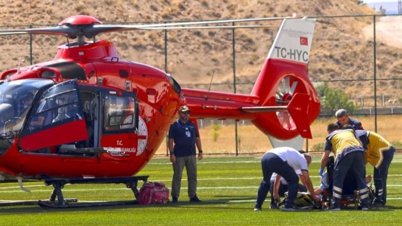 Darende'de 84 yaşındaki hasta ileri tedavi için hava ambulansıyla sevk edildi