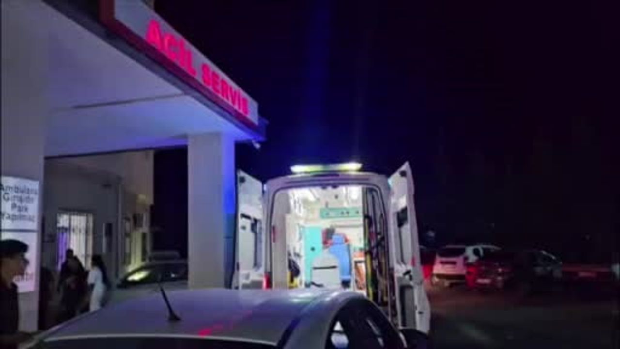 Darende'de çıkan yangında 19 kişi dumandan etkilendi, bir itfaiye eri sevk edildi