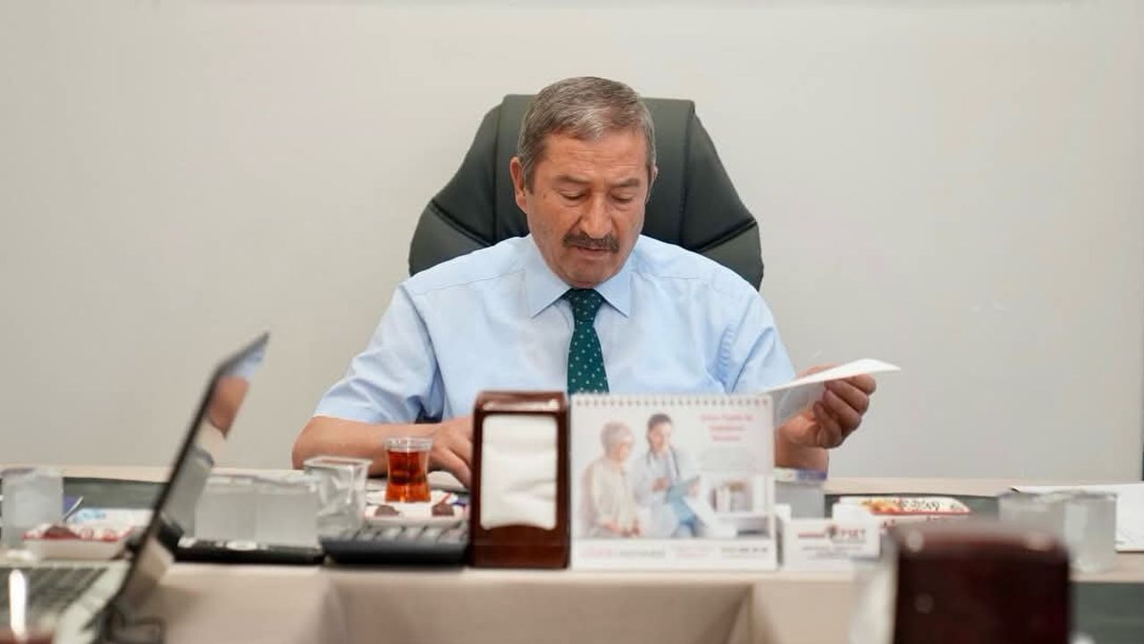 Darende'de meclis sonrası kaymakamla uyum ve hizmet vurgusu