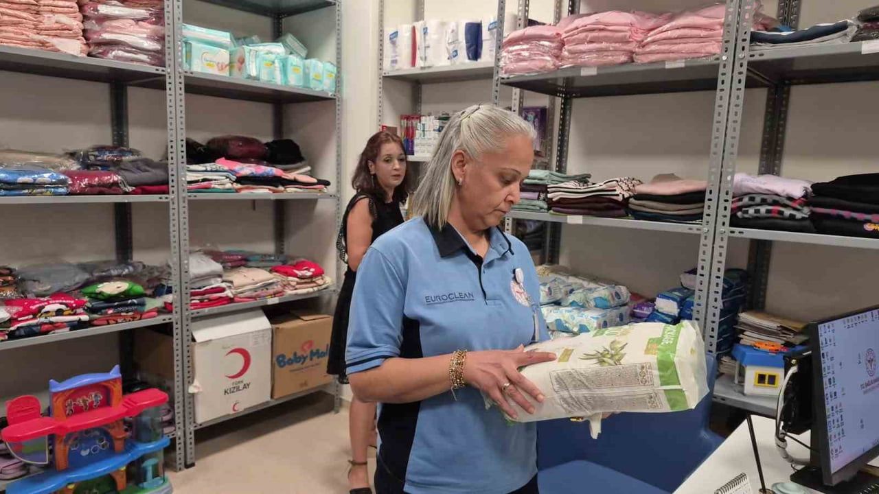 Dayanışmayı hastane odalarına taşıyan sosyal market: Eskişehir Şehir Hastanesi örneği