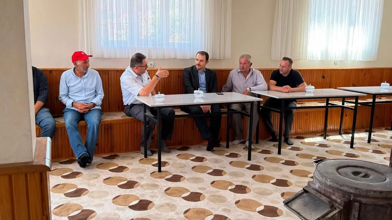 Demirözü'nde temas: köy sakinlerinin talepleri dinlendi
