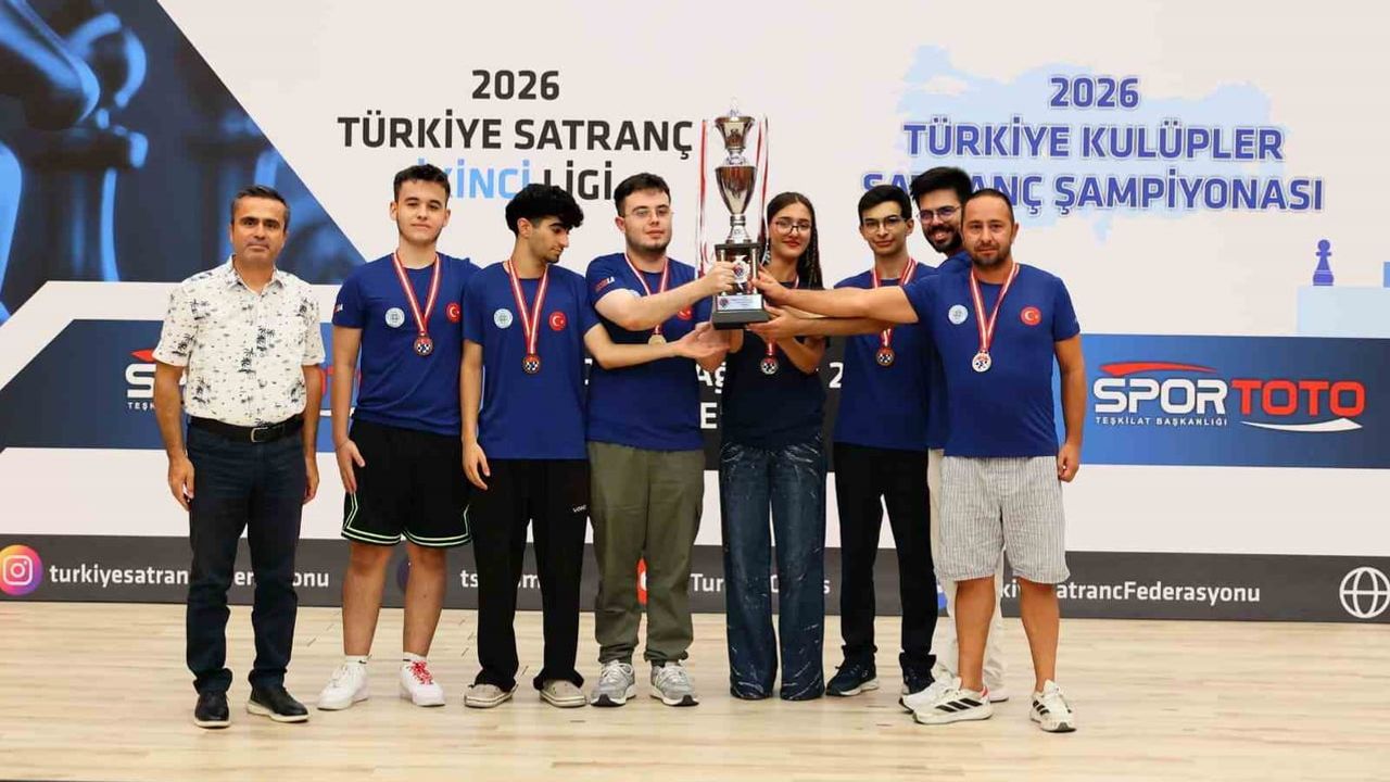 Denizli’de satranç ikinci liginde Elbe Satranç şampiyon oldu