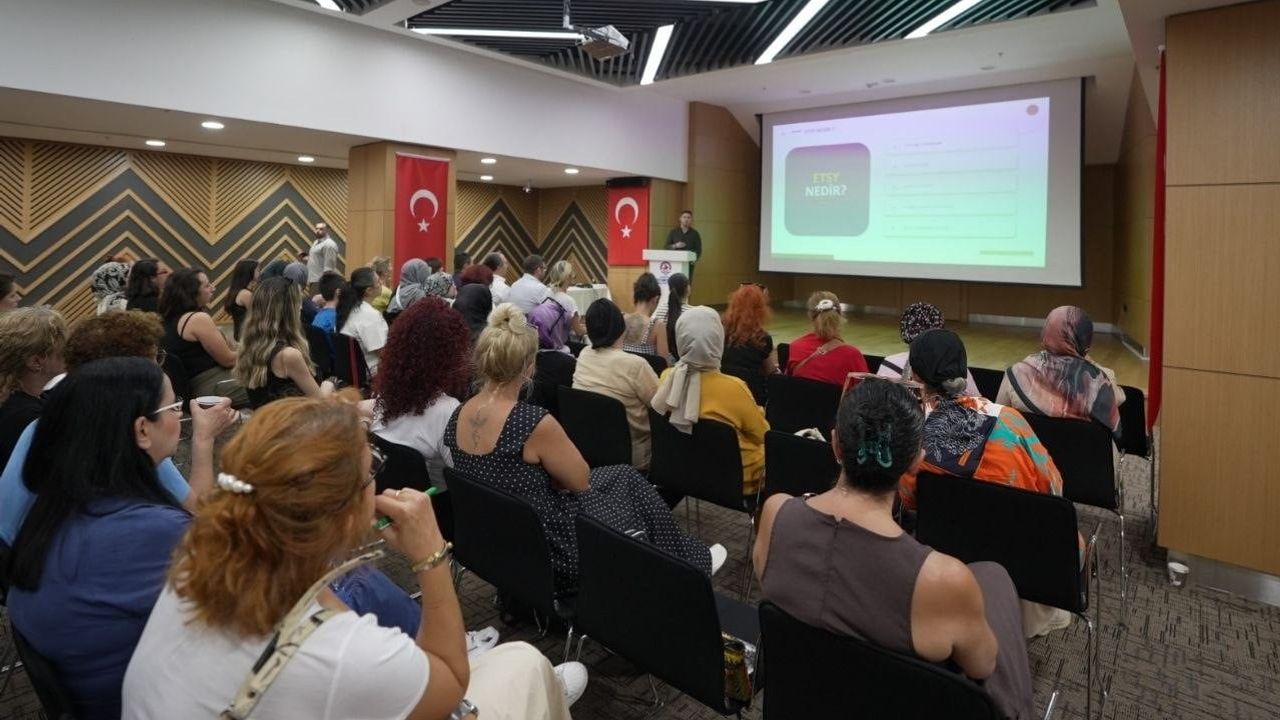 Denizli'nin el emeği ürünleri kadın girişimcilerle dünya pazarına açılıyor
