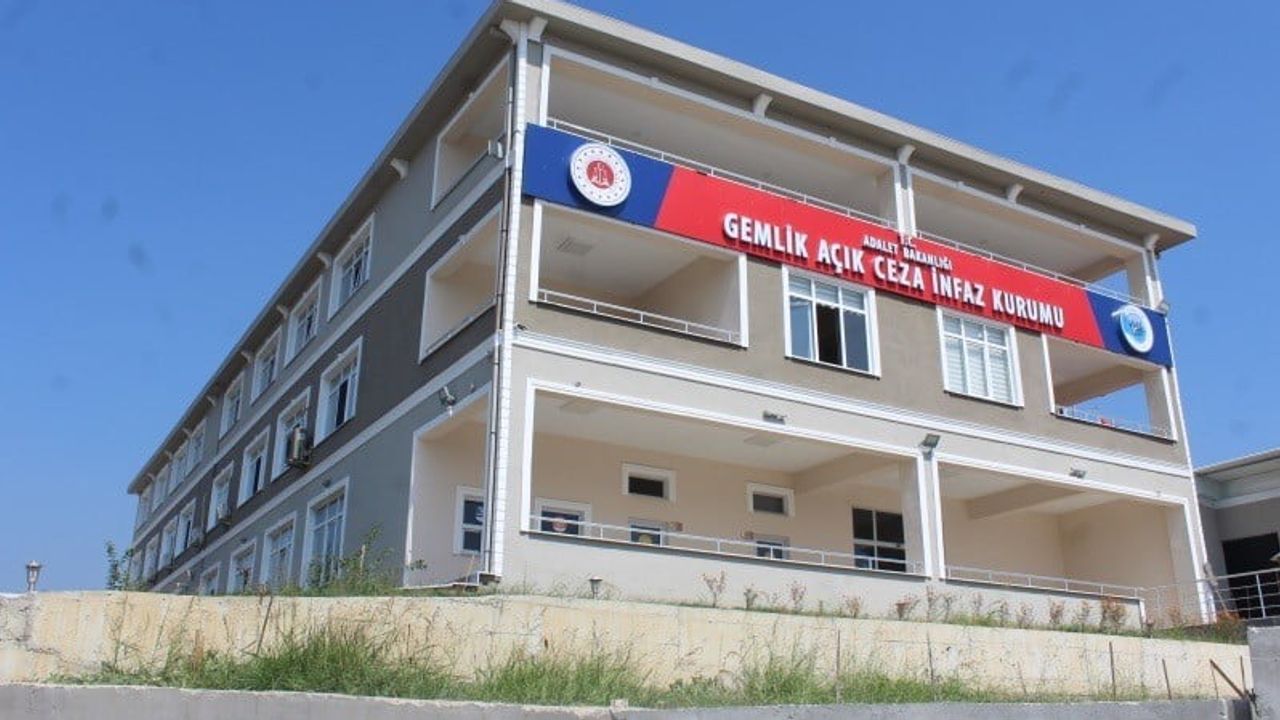 Direk dibinde bulunan firari hükümlü elektriğe kapılarak hayatını kaybetti