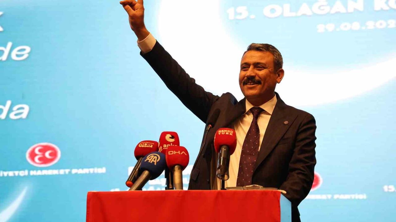 Diyarbakır'da birlik çağrısı: Hasan Özcoşkun MHP il başkanı seçildi