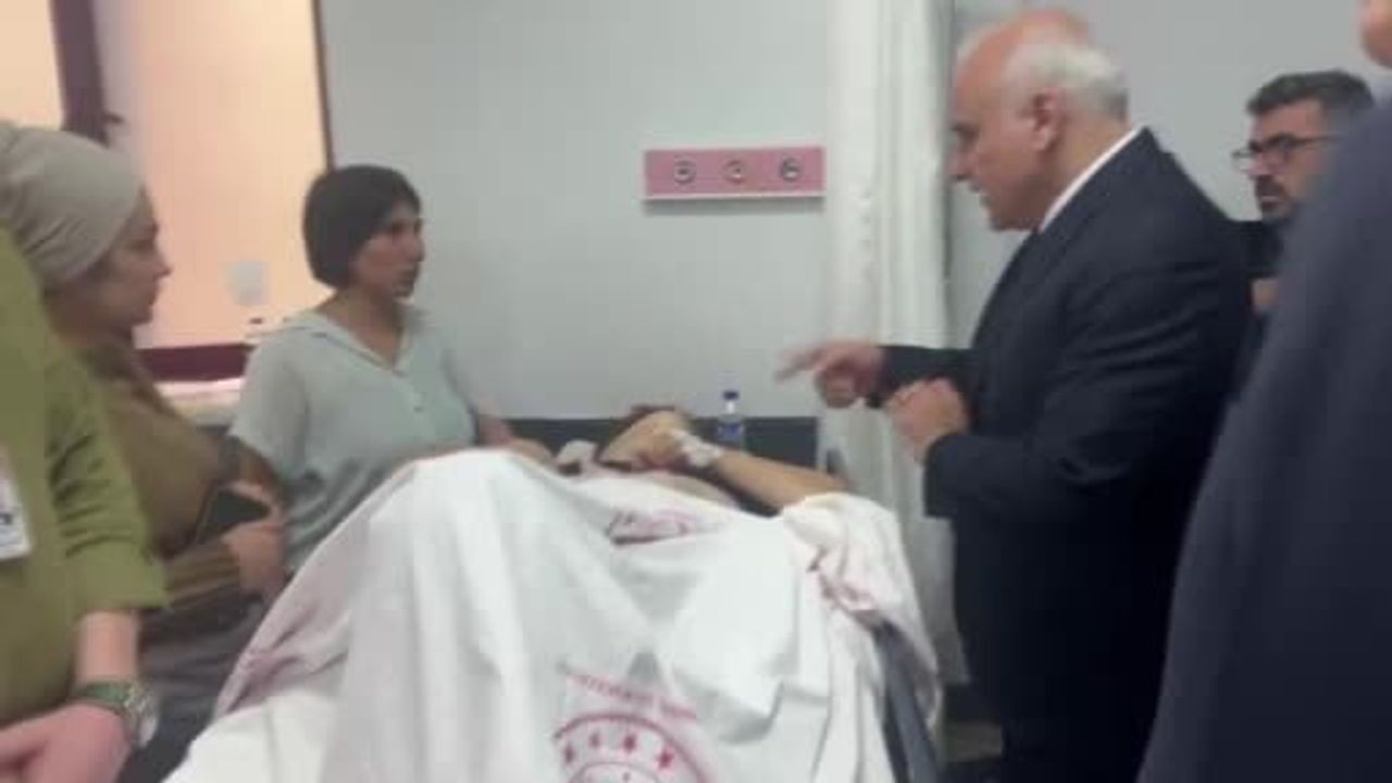 Diyarbakır'da minibüs kazasında can kaybı 7'ye yükseldi