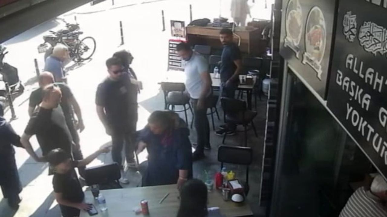 Döner yemeği sırasında nefes borusu tıkanan kadını sivil polis Heimlich manevrasıyla kurtardı