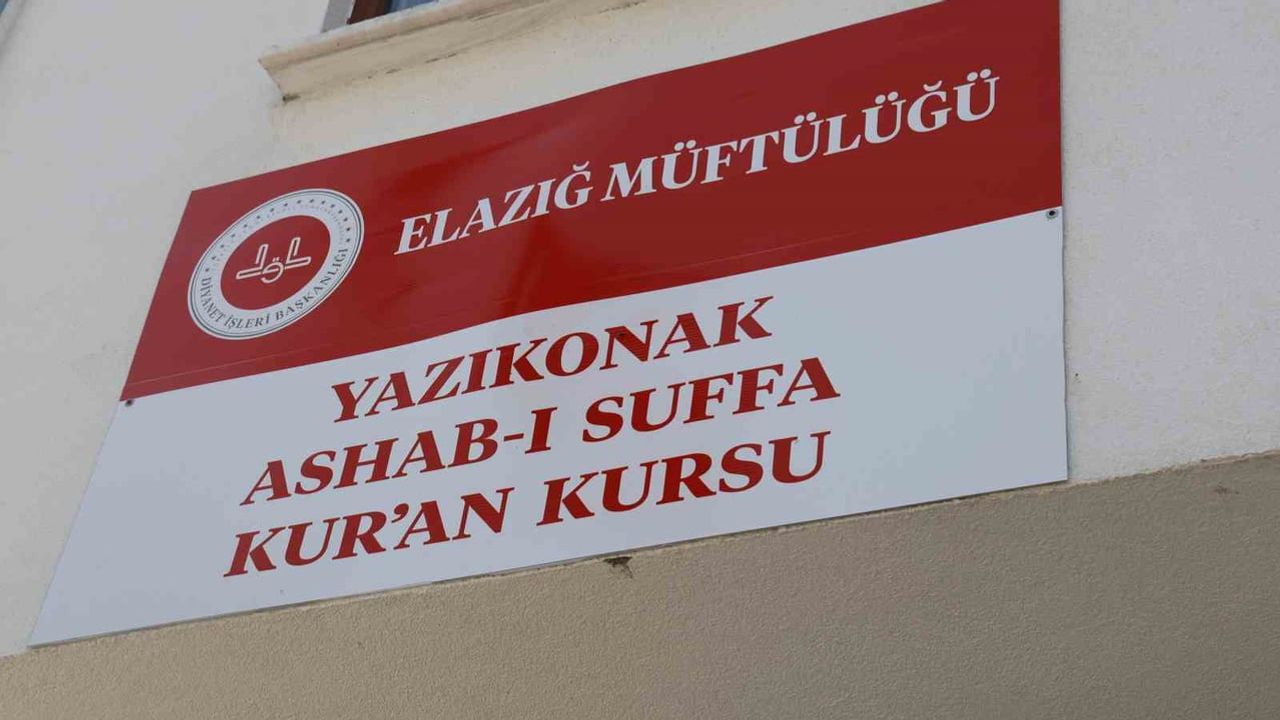 Dört yaşındaki Kerem'in azmi: altı ayda Kur’an-ı Kerim okuyan küçük öğrencinin hikayesi