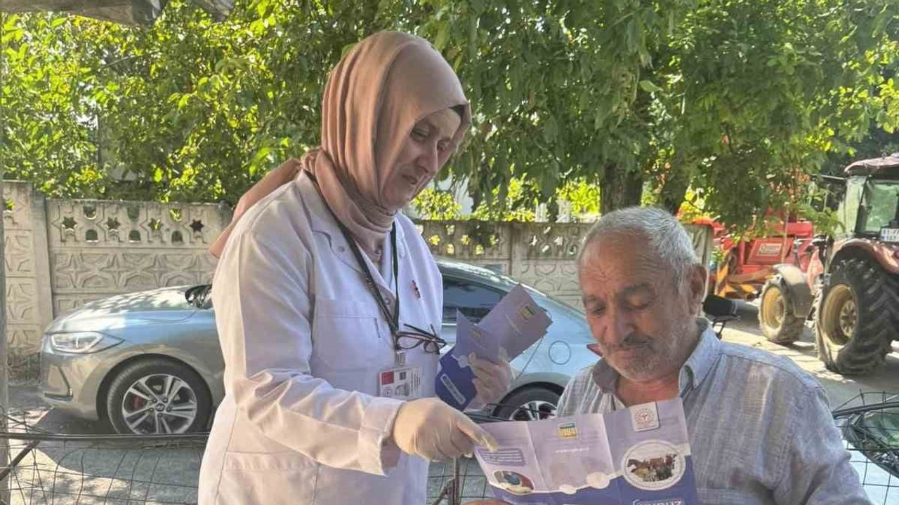 Düzce'de Hasanlar Köyü'nde kuduz riskine karşı halk eğitimi