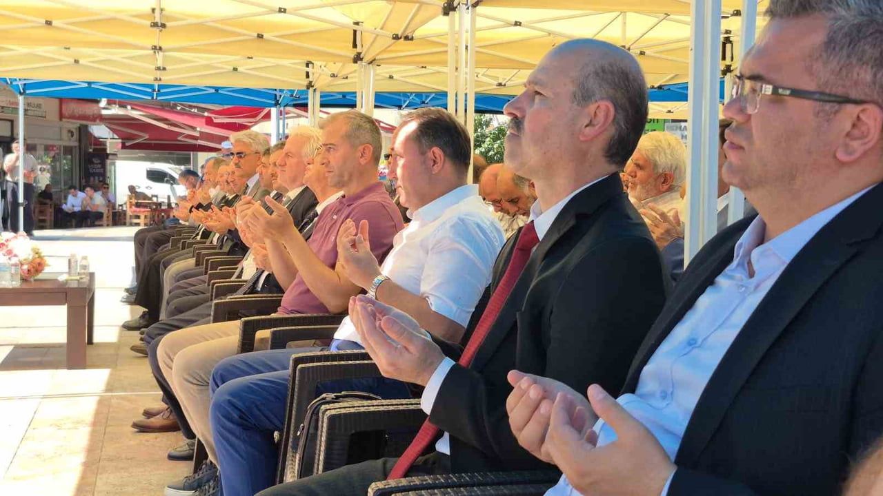 Düzce’de mevlid-i nebi haftası başladı: peygamberimizin güzel ahlakı ön plana çıktı