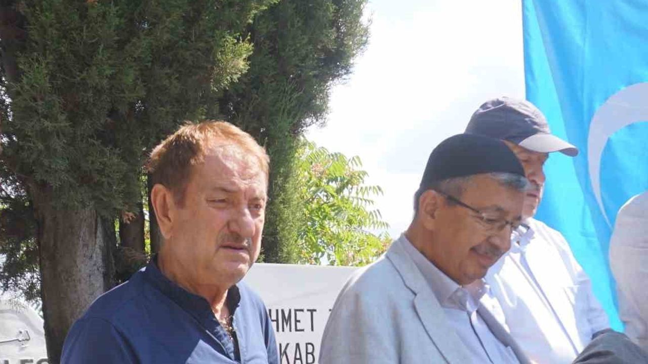 Edebiyat ve basın çevresi Servet Kabaklı'nın anısında buluştu