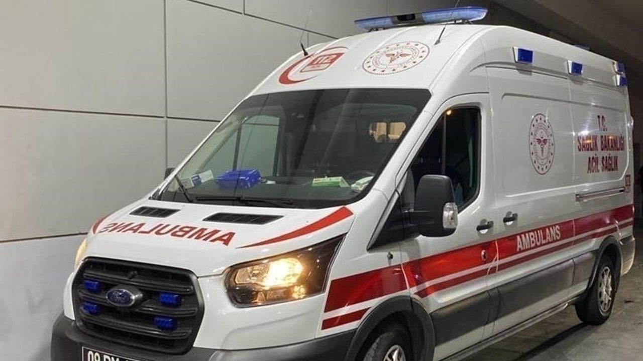 Efeler'de baba bahçede oğlunu asılı halde buldu; genç yoğun bakımda