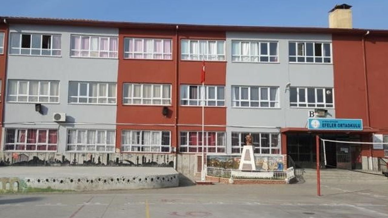 Efeler’de okul binalarında dönüşüm: yıkım ve güçlendirme kararları alındı