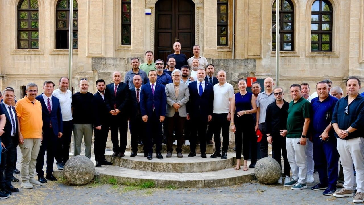 Eğitim yöneticileri Cizre’de tarihî mirası yerinde inceledi