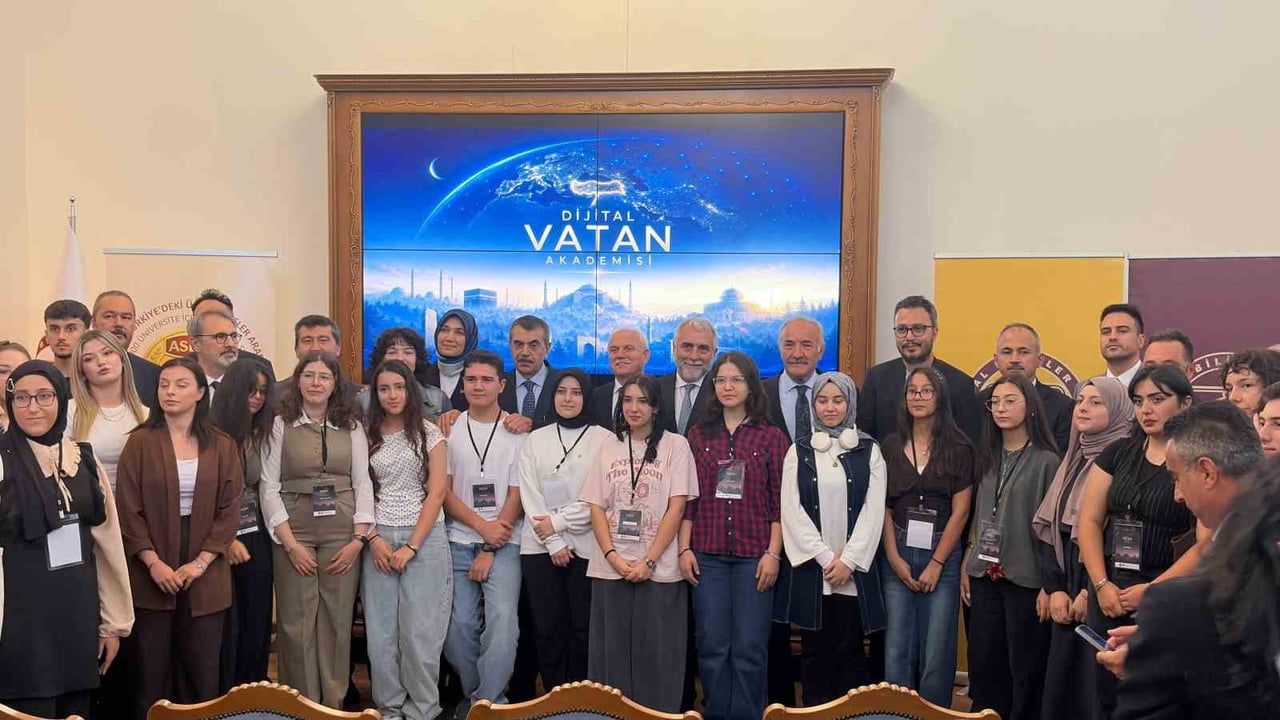 Eğitimle inşa edilen dijital vatan: Türkiye Yüzyılı Maarif Modeli ve siber güvenlik önceliği