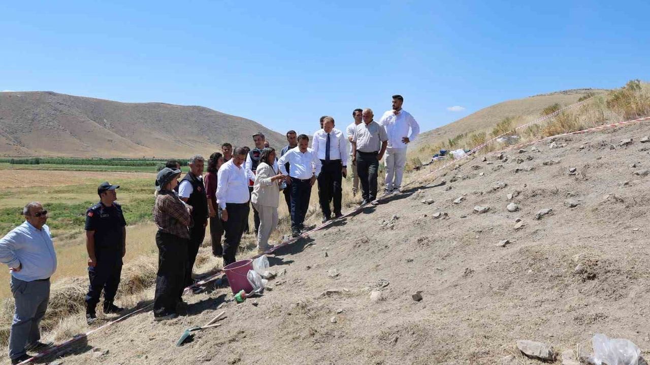 Eğriköy höyük kazıları bölgenin ticaret ve madencilik geçmişini aydınlatıyor