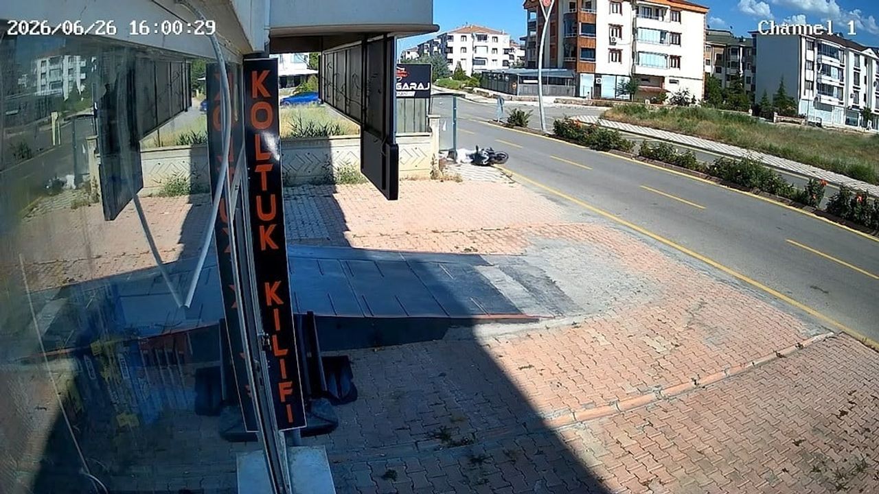 Elazığ'da Hacı Saadettin Efendi Bulvarı'ndaki kazalar esnafın dayanma sınırını zorluyor