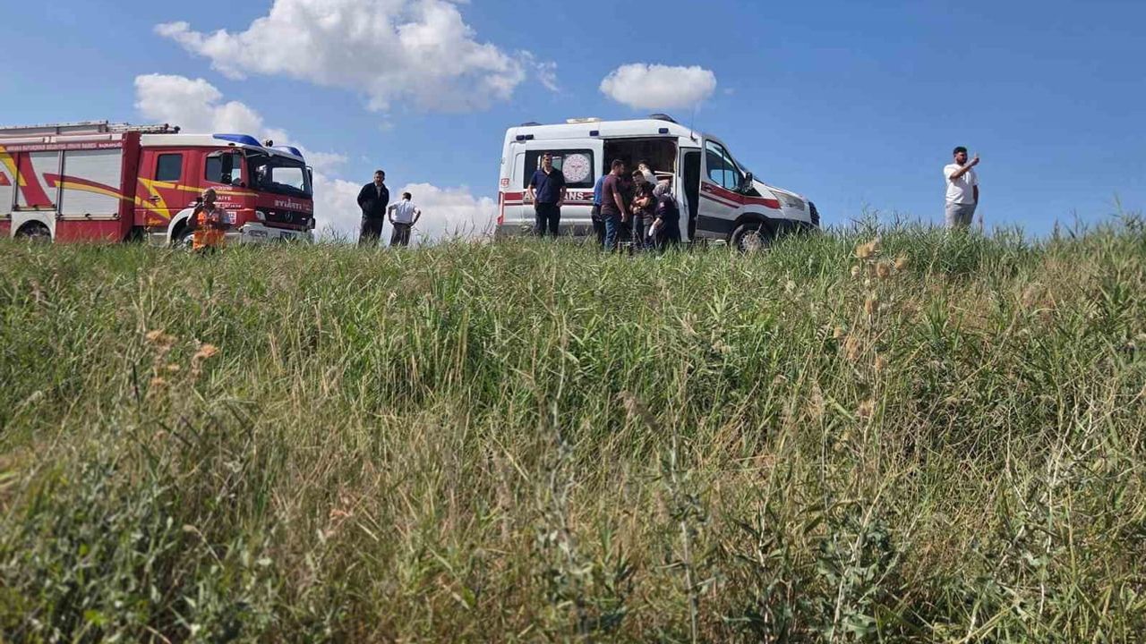 Elmadağ-Samsun yolunda iki otomobil uçuruma yuvarlandı: 5 yaralı