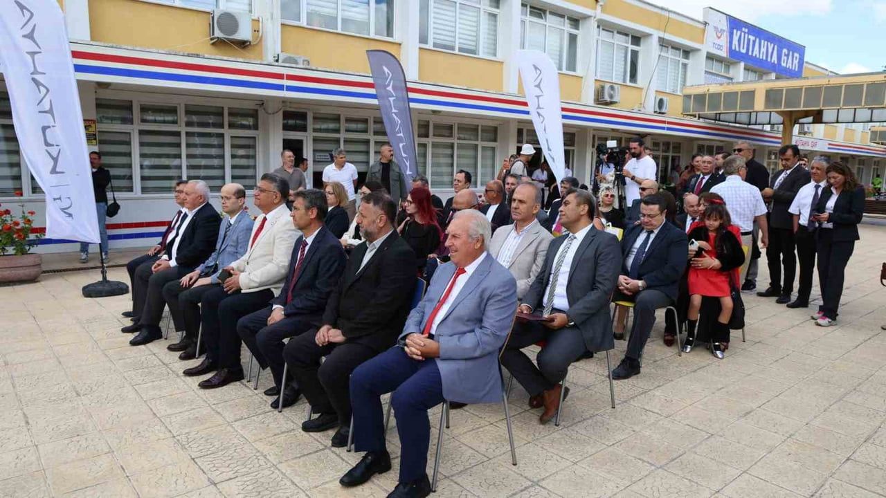 Emanet hattı: Zafer Rotası Ekspresi gençlere Milli Mücadele'nin hafızasını taşıyor