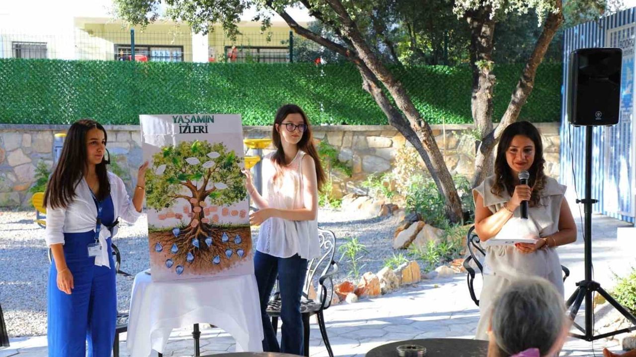 Emeklilere dijital beceri ve psikolojik destek: Bodrum'da atölye buluşmaları