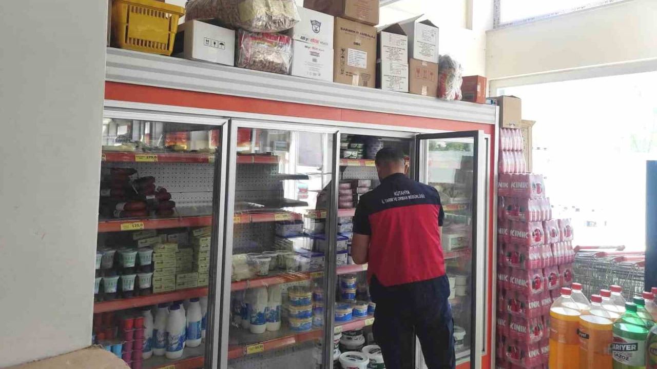 Emet'te halk sağlığı için kapsamlı gıda denetimleri devam ediyor